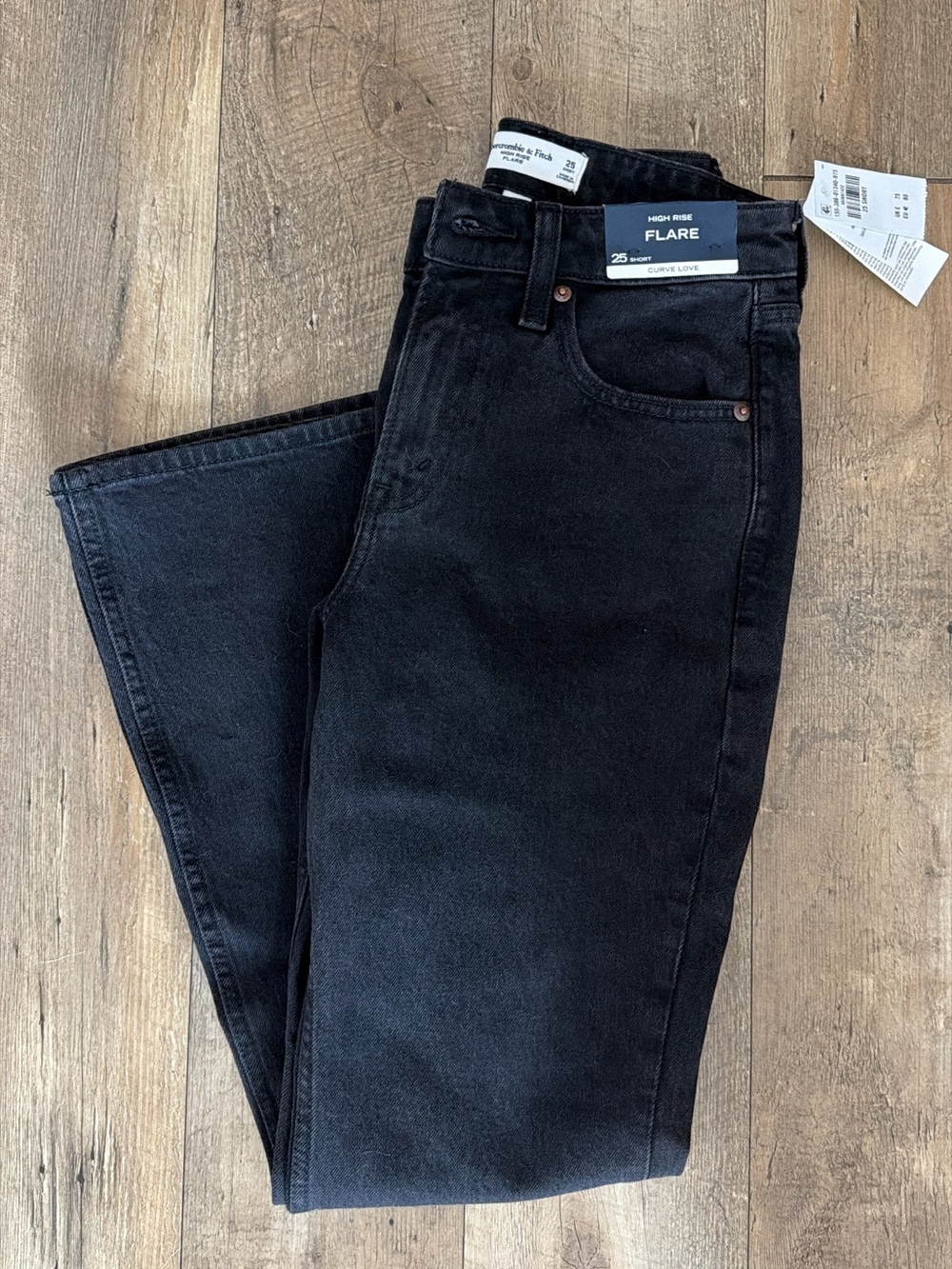 Abercrombie & Fitch Black Curve Love High-Rise Flare Jean - Size 25, NWT - Picture 4 of 7